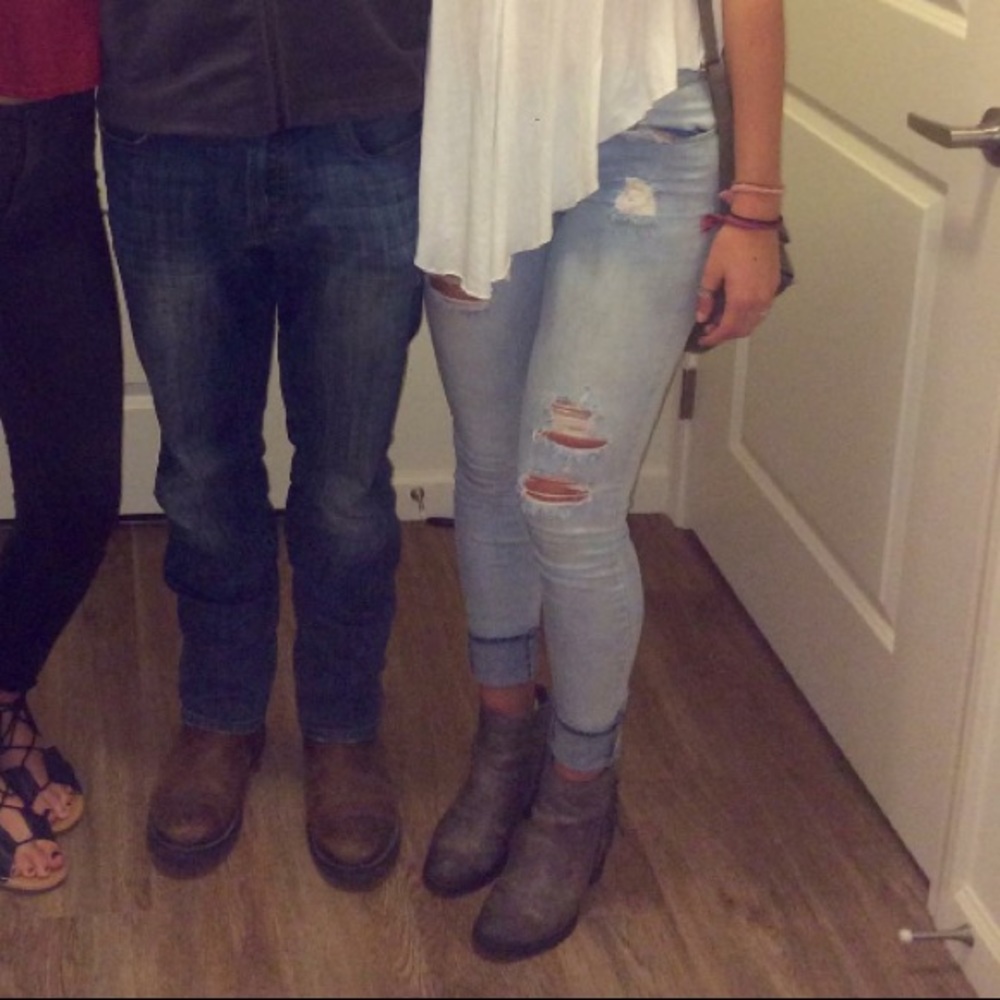 Pacsun Destroyed jeans